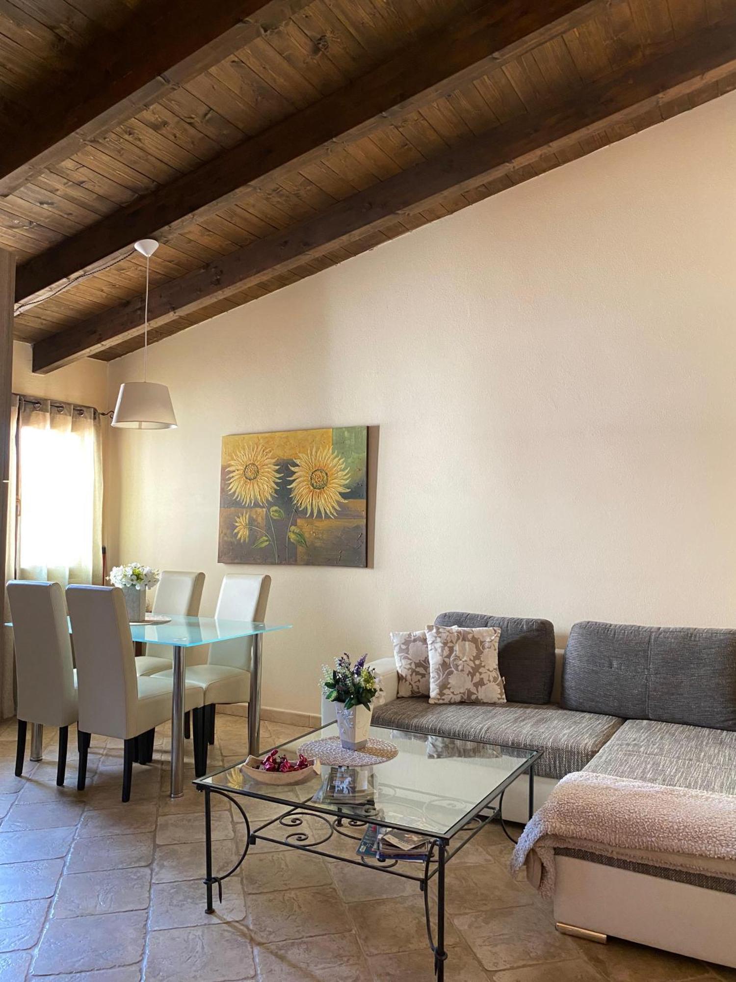 איגלסיאס Alex'S Apartment מראה חיצוני תמונה