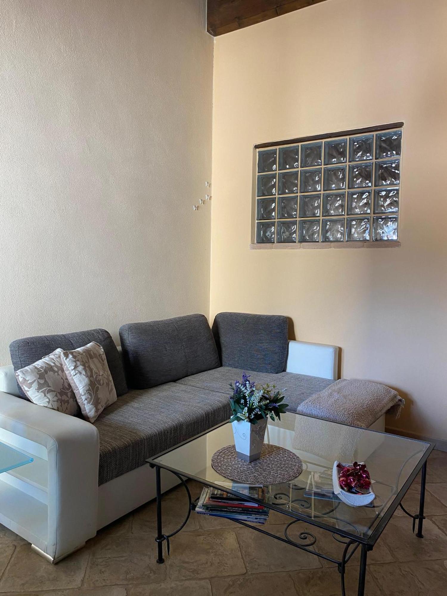 איגלסיאס Alex'S Apartment מראה חיצוני תמונה