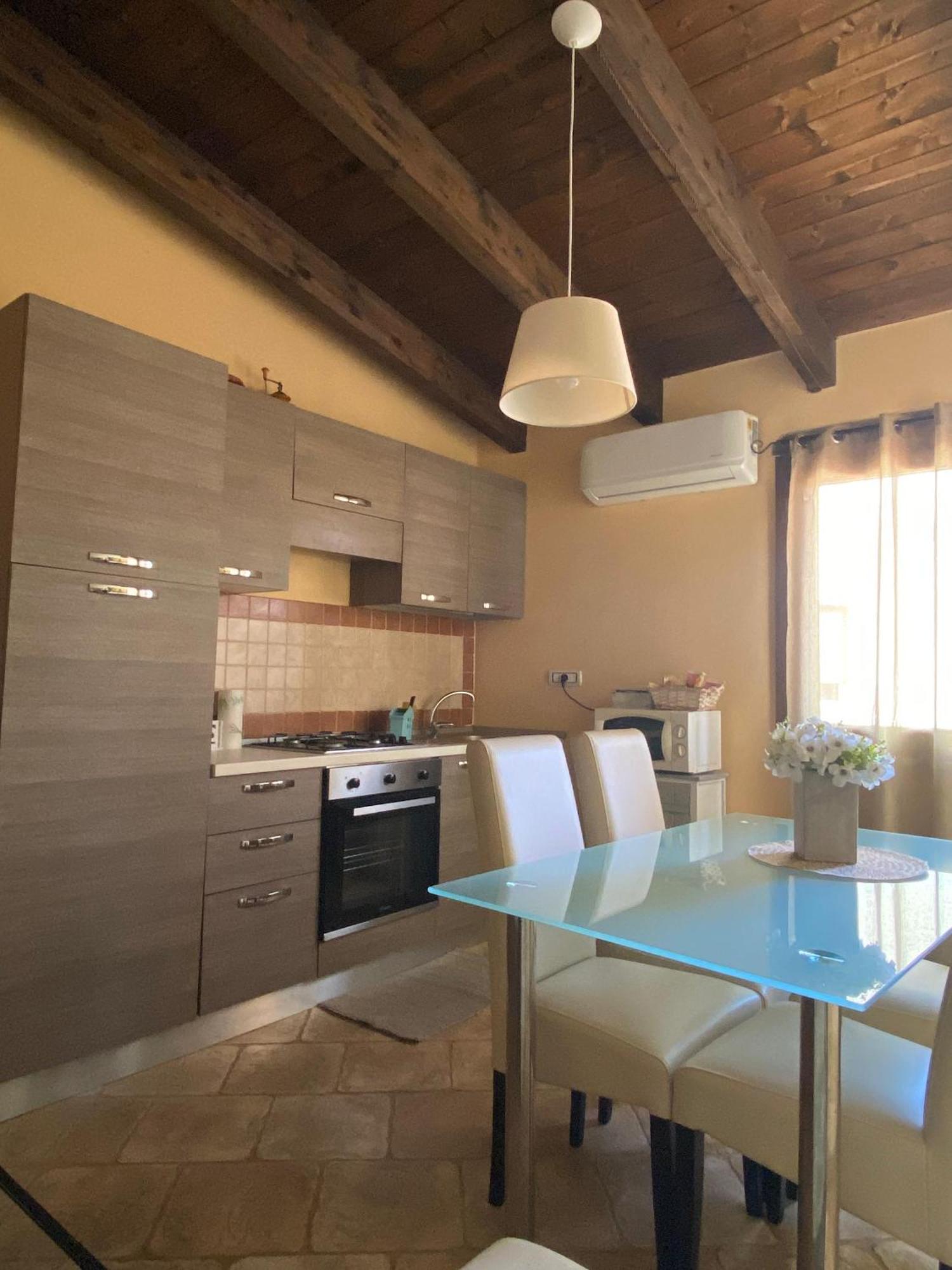איגלסיאס Alex'S Apartment מראה חיצוני תמונה